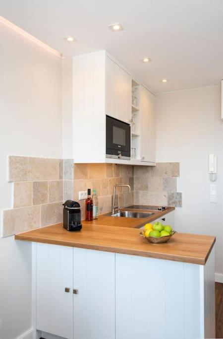 Exklusive Wohnung Im Herzen Westerlands Exterior foto